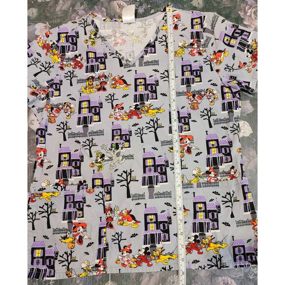 Disney Mickey Mouse Minnie Halloween Donald Duck Pluto Scrub Top Purple Womens S - Picture 6 of 6